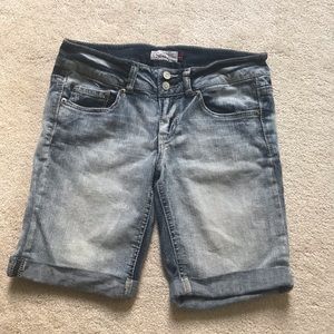 So Brand Juniors denim cutoffs